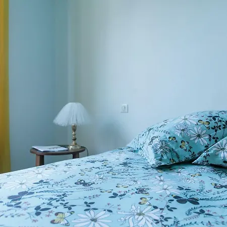 L'heure Bleue Nyaraló