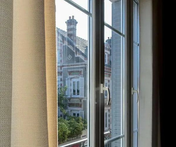 L'heure Bleue * Orbais