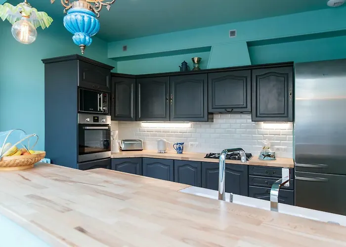 L'heure Bleue * Orbais